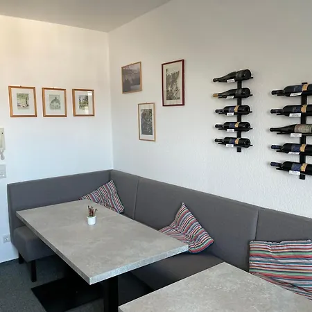 ゲストハウス Bio-weingut, Gaestehaus Und Kraeuterhof