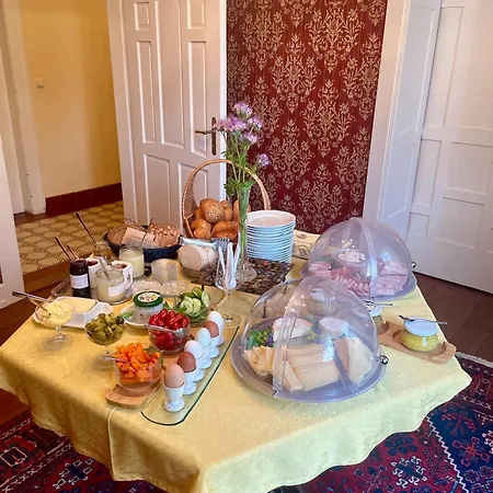 Bio-weingut, Gaestehaus Und Kraeuterhof 3* Flomborn