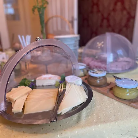 Bio-weingut, Gaestehaus Und Kraeuterhof 招待所 3*