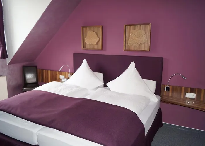 Bio-weingut, Gaestehaus Und Kraeuterhof Affittacamere 3*