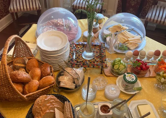 Bio-weingut, Gaestehaus Und Kraeuterhof 3* Flomborn